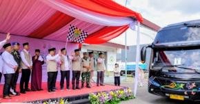 Air Mata dan Doa Mengantar Langkah Jamaah Haji Karawang Menuju Tanah Suci