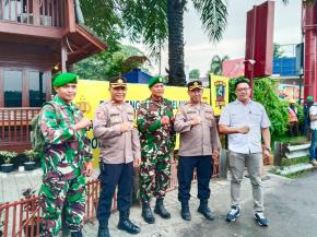 Kapolsek Klari Selaku Kapospam Amankan Kunker Kapolda Jabar Saat Pengecekan Pospam Nataru Rest Area KM-57