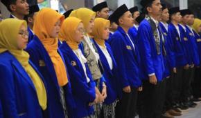 Putri Karlina Hadiri Pelantikan Pengurus Cabang Pergerakan Mahasiswa Islam Indonesia (PC PMII) Kabupaten Garut