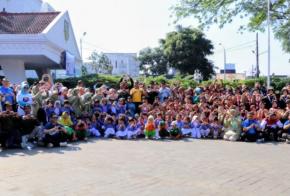 DLH kota Sukabumi Peringati World Cleanup Day, Ajak Pelajar, ASN & Komunitas Lakukan Pembersihan Sampah di Lapangan Merdeka