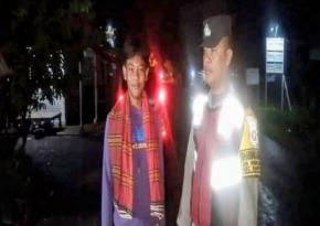 Brigadir Alpian Bhabinkamtibmas Ikut Serta Dalam Giat Ronda Bersama Warga