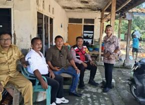 Aipda Abdul Rahman Gelar Jumat Curhat, Polisi Banyusari Dengarkan Keluhan Warga