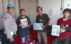 Gencar Polsek Banyusari Melaksanakan Giat Sosialisasi QR Barcode ke Masyarakat Pengaduan ke Divisi Propam Polri Bidpropam Polda Jabar