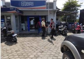 Polsek Pangkalan Lakukan Patroli Wilayah, Pelihara Keamanan dan Ketertiban di Lokasi Cabang Unit Perbankan