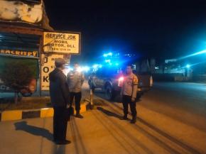 Patroli Polsek Kotabaru Sambangi Perumahan Berikan Himbauan Kepada Satpam
