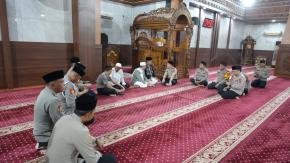 Wakapolresta Karawang Hadiri Suling di Masjid Agung, Perkuat Sinergi Jaga Kamtibmas