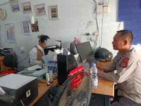 Personil Polsek Tegalwaru Patroli Siang Sambang Kantor Esta Dana Ventura Imbau Humanis Warga Waspada