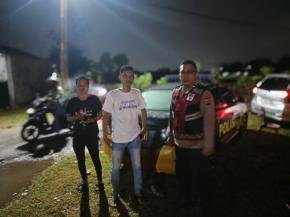 Patroli Malam, Samapta Polsek Klari Sambangi Area Permukiman Warga