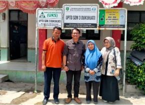 Dedikasi Hingga Usia Senja: Kepala BKPSDM Kabupaten Indramayu Muhammad Zaenal Mutaqin Kunjungi Guru P3K yang Akan Pensiun