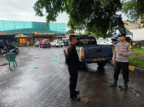 Cegah Guantibmas Patroli Rutin Polsek Kotabaru Sambangi Supermarket