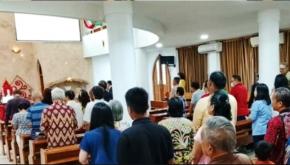 Kapolsek Rengasdengklok Pimpin Pelayanan Pengamanan Ibadah di Gereja Kristen Indonesia Rengasdengklok