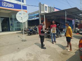 Polisi ingatkan dan himbau petugas parkir, Guna Brantas Habis tindak premanisme di wilayah hukum polsek tempuran.