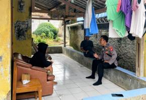 Kanit Binmas Laksanakan Penyuluhan Kenakalan Remaja Kepada Warga