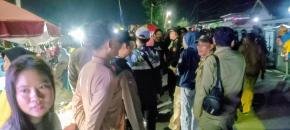 Anggota Polsek Banyusari Ciptakan Keamanan di Acara Hajat Bumi Sandiwara Prabu Danan Jaya Wa Kancil