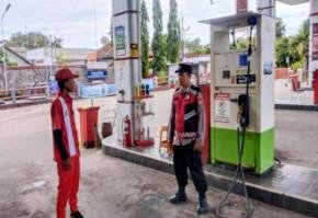 Getol Kunjungi SPBU Gempol Patroli Prekat Polsek Banyusari di Siang Hari