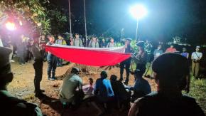 Upacara Pemakaman Almarhum ( PURN ) Kompol Sudarman, Kapolsek Klari Bertindak Sebagai Inspektur Upacara