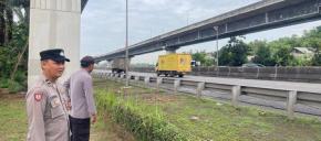 Pengamanan Operasi Lilin Lodaya 2025 di Pospam KM 42B Tol Jakarta–Cikampek Berjalan Aman dan Kondusif