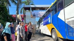 Jemaah Calon Haji Kloter 5 Mataram Terbang Aman