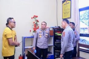 Wakapolda NTB Kunjungi Polsek Ampenan dan Selaparang, Tekankan Disiplin dan Pelayanan Prima