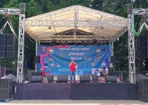 Wakil Wali Kota Depok, Chandra Rahmansyah Sampaikan Dambutan pada Festival Depok Keren Sukmajaya Menyala 2025 di Taman Merdeka
