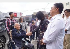 Kunjungan Tokoh Nasional Indonesia Prof. Emil Salim ke Kabupaten Garut khususnya ke Fiazza Firenze Kecamatan Garut Kota Kabupaten Garut