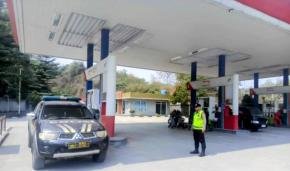 Polsek Pangkalan Laksanakan Patroli Perintis, Jaga Kondusifitas di Lokasi Objek Vital SPBU Pertamina