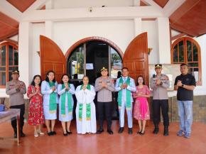 SADAYA JAGA (Sambang Damai, Menyapa Dan Menjaga Gereja), Kapolres Subang Pastikan Ibadah Berlangsung Aman dan Nyaman