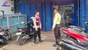 Brigpol.Jerico Personel Polsek Lemahabang Sosialisasikan Pelarangan Knalpot Tidak Sesuai Spesifikasi Teknis Di Obyek Vital