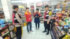 Terus Berupaya Giat Patroli Perekat Supermarket Alfamart Gempol Guna Antisipasi Kejahatan