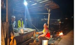 Personel Polsek Pangkalan Lakukan Sambang Dialogis, Ngawangkong Bersama Warga di Wilayah Binaan