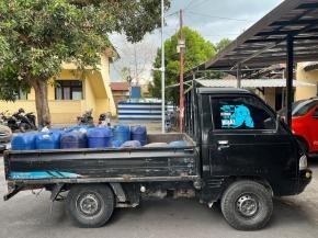Sepekan, Polda NTB Ungkap Penyalahgunaan 4.419 Liter BBM, 7 Tersangka Diproses