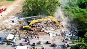 Penertiban Bantaran Kali CBL Demi Sungai yang Lebih Aman dan Tertata
