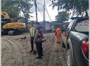 Polsek Pangkalan Antisipasi Gangguan Kamtibmas, Datangi Security PT. KPSS saat Patroli Prekat