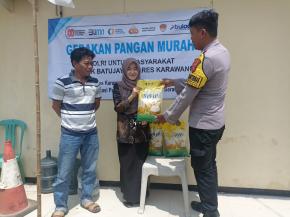 Polsek Batujaya Polres Karawang melaksanakan Kegiatan Gerakan Pangan Murah (GPM) untuk Masyarakat Kecamatan Batujaya di Mako Polsek Batujaya