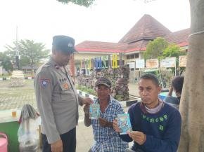 Dalam Upaya Polsek Purwasari Sosialisasi QR Barcode Propam Mabes Polri ke Warga Secara Masif