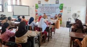 Polsek Klari Jadi Pemateri MPLS di SMK PGRI Klari, Bekali Pelajar Dampak Bahaya NAPZA