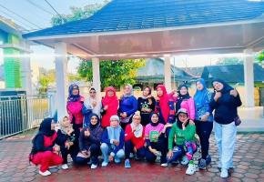 Menjaga Sehat, Merawat Kebersamaan: Senam Pagi Jadi Energi Baru Warga Cikampek Barat