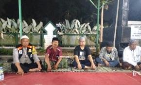 Bhabinkamtibmas Polsek Klari Hadiri Acara Maulid Nabi di Masjid Al Islam Dusun Sukaresmi