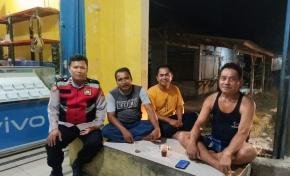 Cegah C3 di Lingkungan Masyarakat, Bhabinkamtibmas Polsek Telagasari Sebar Himbauan