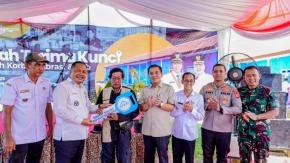 Kapolres Karawang Pantau Langsung Gebyar PATEN, 21 Rumah Diserahkan untuk Korban Abrasi