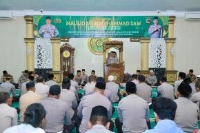 Maulid Nabi di Masjid Baitussalam Polda NTB, Kapolda Ajak Jajaran Teladani Akhlak Rasulullah
