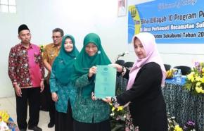 Ketua TP PKK Kabupaten Sukabumi Hj. Rina Rosmaniar Japar Hadiri Bina Wilayah Kecamatan, Minta 10 Program PKK Berdampak Nyata.