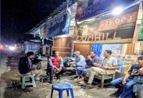 Upaya Anggota Polsek Banyusari Gencar Himbau Warga Untuk Waspada C3 Saat Ramadhan