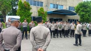 Kapolsek Klari Pimpin Apel Kesiapan Pengamanan Lanjutan Aksi UNRAS Karang Taruna Ke PT. Danwo Steel Sejati