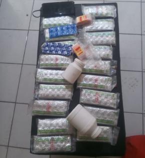 1.940 Butir Eksimer dan Tramadol Diamankan, Pemuda Cibuaya Ditangkap Polisi