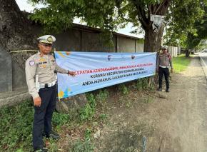 Tekan Laka Lantas saat Nataru, Satlantas Polres Karawang Rutin Imbau Keselamatan Bagi Pengguna Jalan