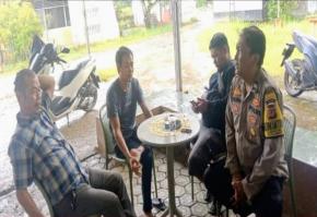 Polsek Banyusari Turun ke Warung Kopi, Edukasi Warga Soal Bahaya Judi Online
