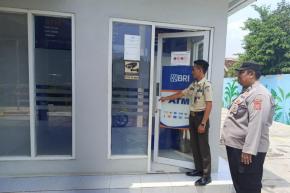 Cegah C3, Personil Polsek Tempuran Sampaikan Pesan Kamtibmas di perbankan.