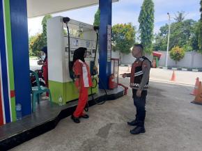 Patroli ke Objek Vital, dilaksanakan oleh Personil Polsek Tempuran Res Karawang di giat Patroli Rutin Hariannya.