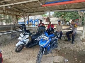 Anggota Polsek Tirtajaya Himbau Tukang Ojek Pangkalan untuk Wujudkan Kamtibmas